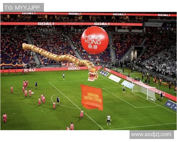 香港足球明星队与成都车队的精彩对决引发球迷热烈期待